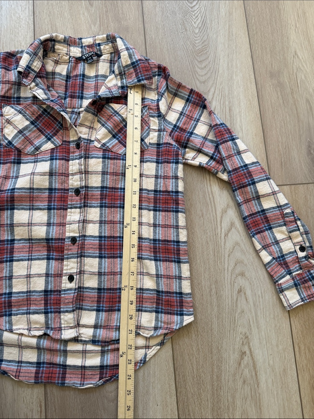 Stoic Women's Cream & Red Plaid Button-Down Shirt - Picture 5 of 9